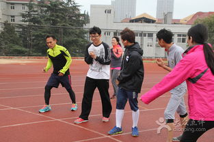 2014沃尔得国际英语青岛市中心首届秋季乐跑大赛 活力四溢的学习培训与体育精神